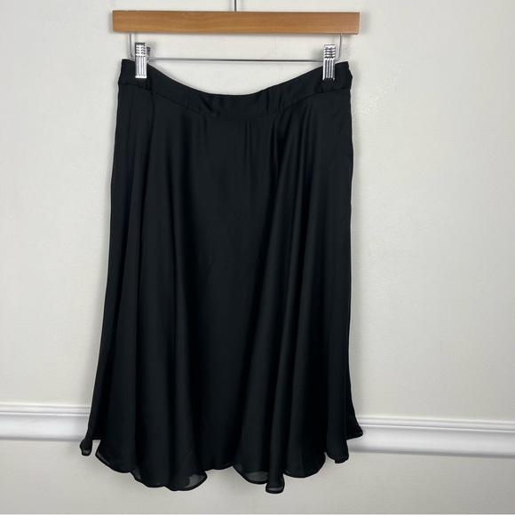 Giorgio Armani Borgo 21 S.P.A Knee Length Black Circle Skirt 100% Silk Size 40 - Picture 4 of 13